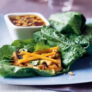 Vietnamese lettuce wrap